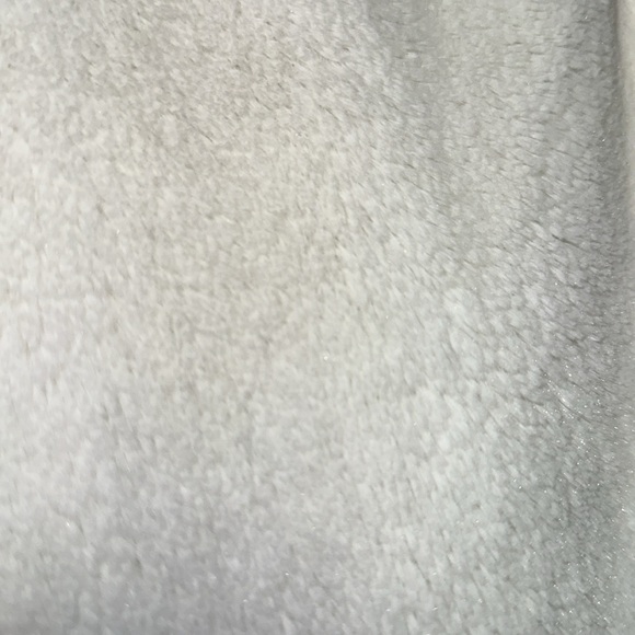 Girls super soft ivory furry vest- fully lined - Picture 2 of 5